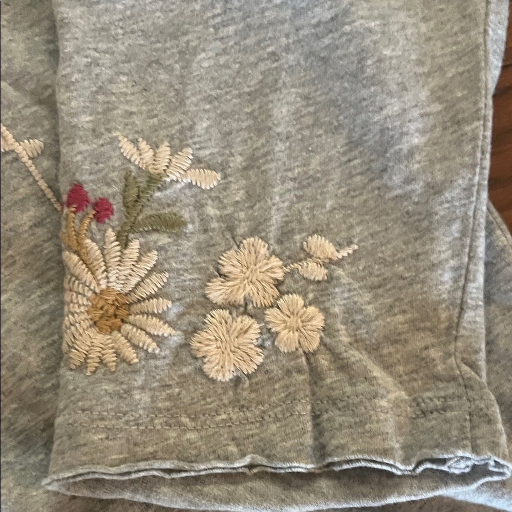 Johnny Was Gray Floral Embroidered Long Sleeve Top - Picture 4 of 9